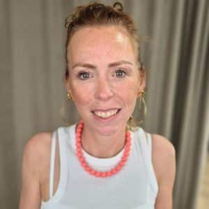 waarom twee behandelingen nodig zijn bij powder brows bij Moments Bodycare